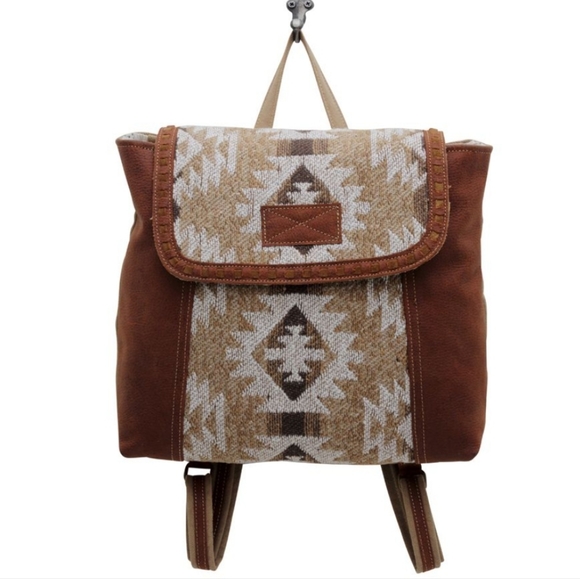 NWT Myra Bag Boho Leather & Canvas Backpack Bag - Picture 5 of 7